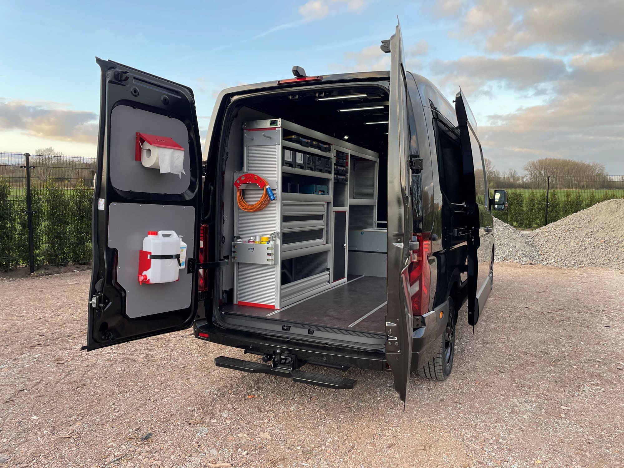 Aluminum bedrijfswageninrichting